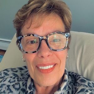 Meet your Posher, Diane